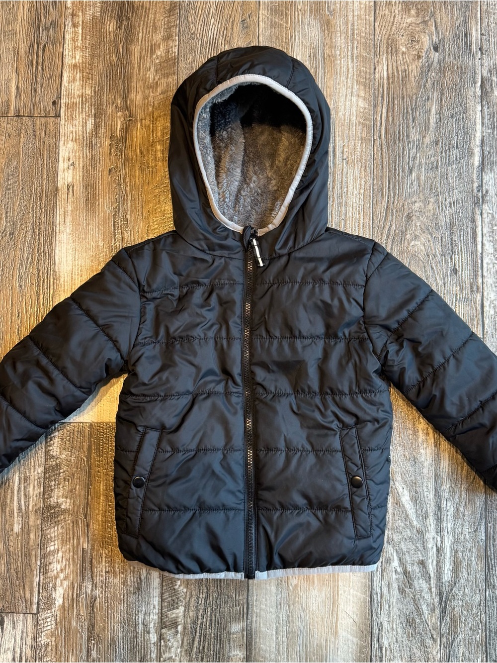 Cat & Jack Reversible Boys 4/5 Black Hooded Puffer Jacket with Pockets